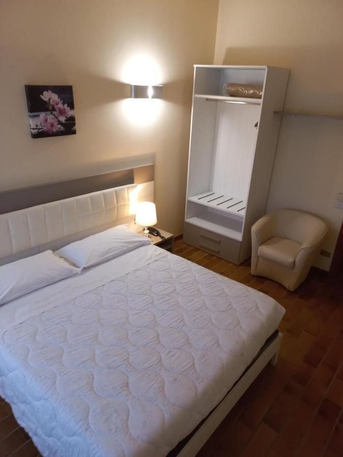 Park Hotel คาสเทลซานเปียโตรแตร์เม ภายนอก รูปภาพ