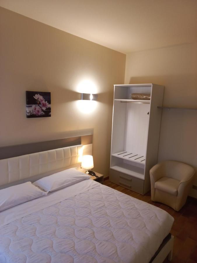Park Hotel คาสเทลซานเปียโตรแตร์เม ภายนอก รูปภาพ